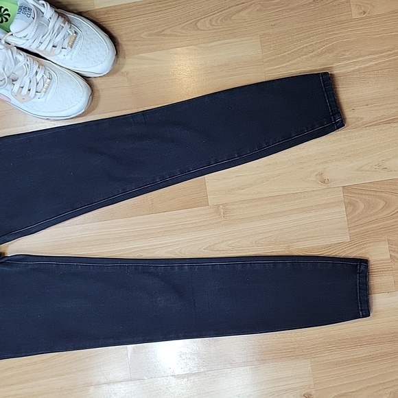 Pilcro for Anthropologie High-Rise Denim Legging in Washed Black - Picture 4 of 12